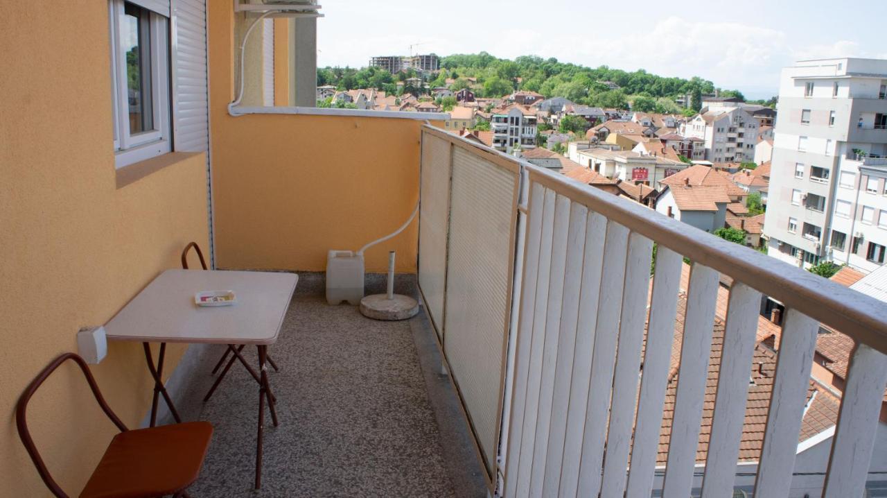 Appartement Dvosoban Stan U Strogom Centru à Kruševac Extérieur photo