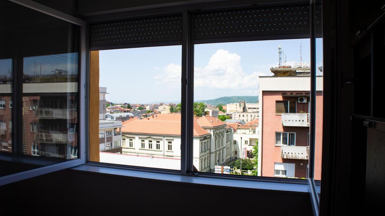 Appartement Dvosoban Stan U Strogom Centru à Kruševac Extérieur photo