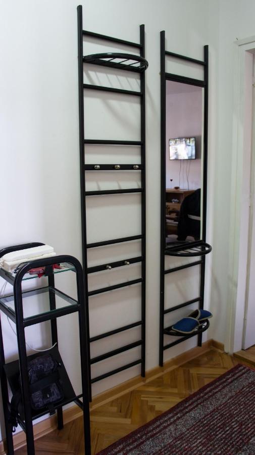 Appartement Dvosoban Stan U Strogom Centru à Kruševac Extérieur photo