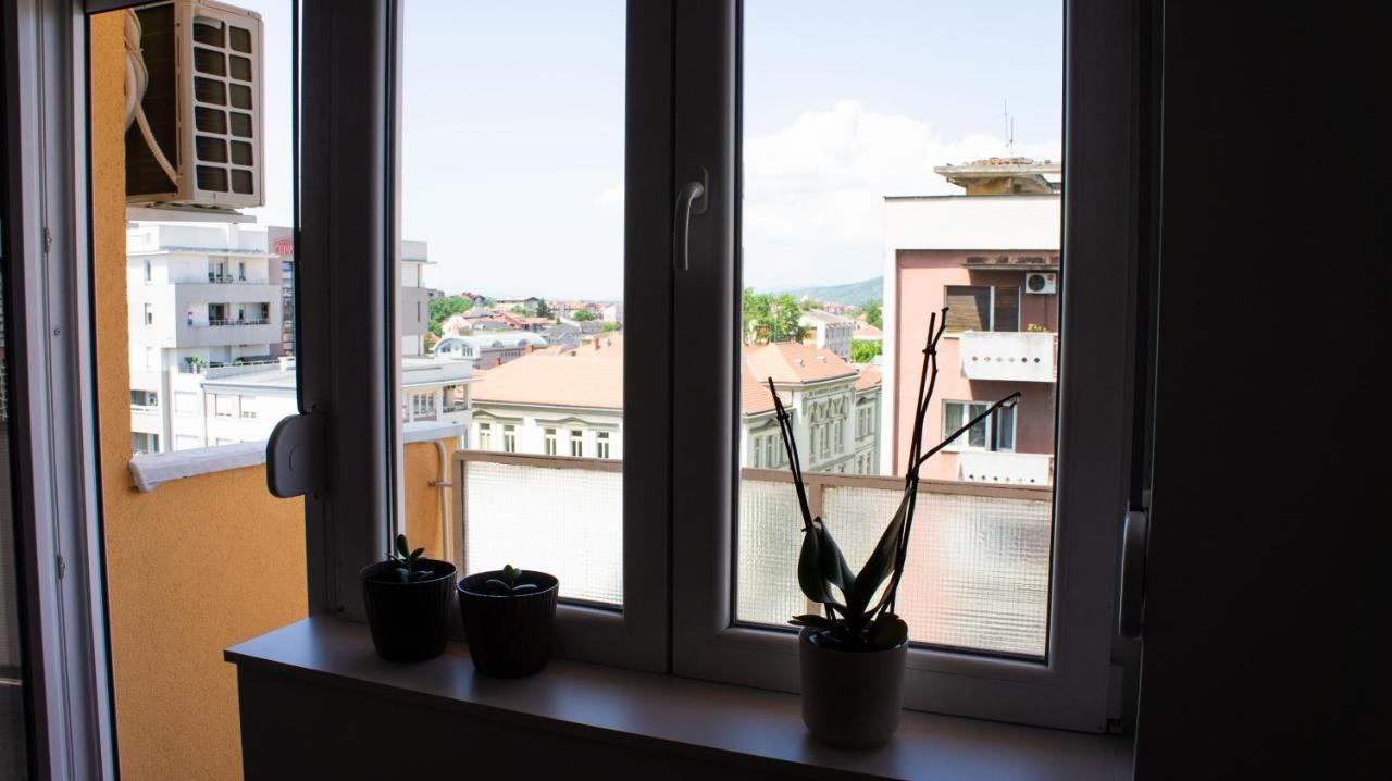 Appartement Dvosoban Stan U Strogom Centru à Kruševac Extérieur photo