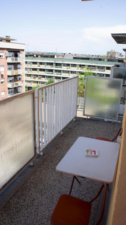 Appartement Dvosoban Stan U Strogom Centru à Kruševac Extérieur photo